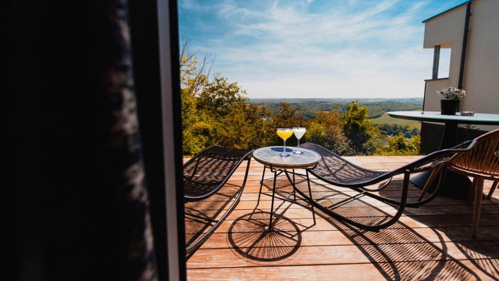 Les 7 Meuses - Restaurant & Hebergements Hoteliers - Insolites - Wellness - Gites Profondeville Ngoại thất bức ảnh